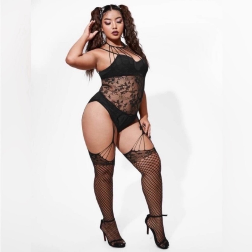 Plus Fishnet Bodystocking Lingerie - Picture 2 of 8
